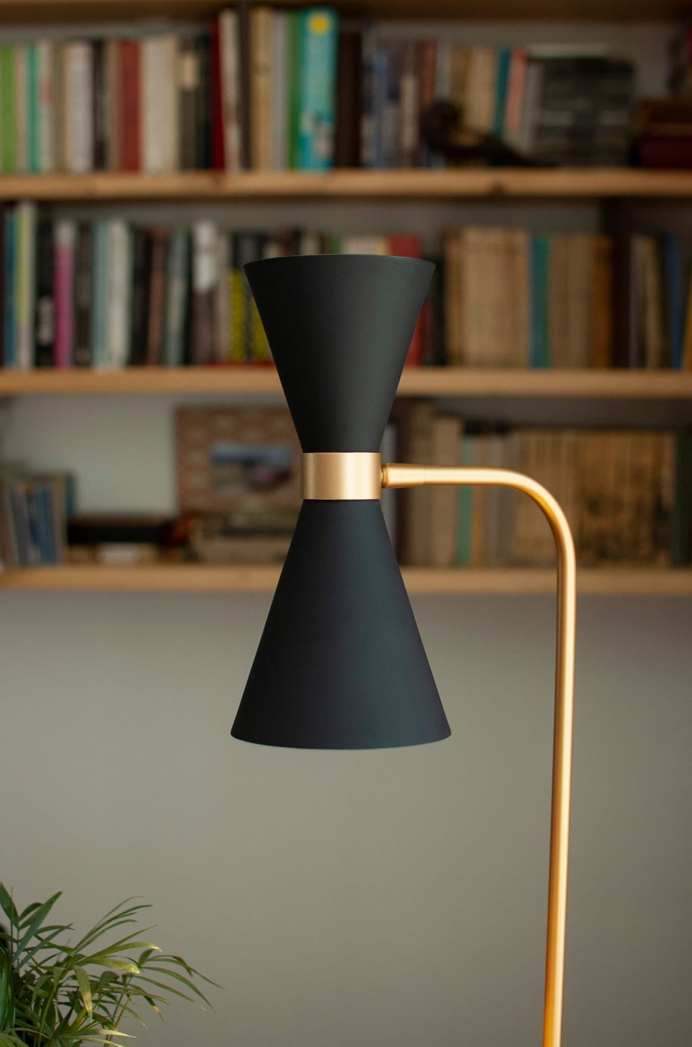 LAMPA  CORNET CZARNY OD MAXLIGHT T0039