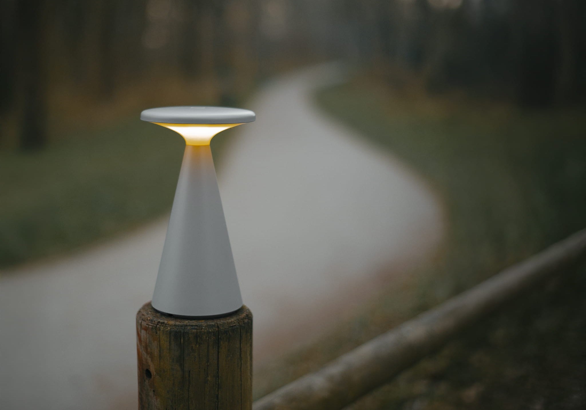 LAMPA  FUNGHI SZARY OD MAXLIGHT T0064