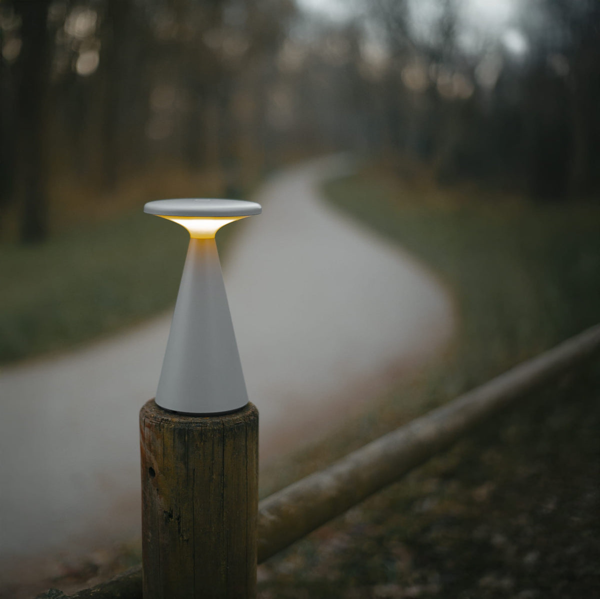 LAMPA  FUNGHI SZARY OD MAXLIGHT T0064