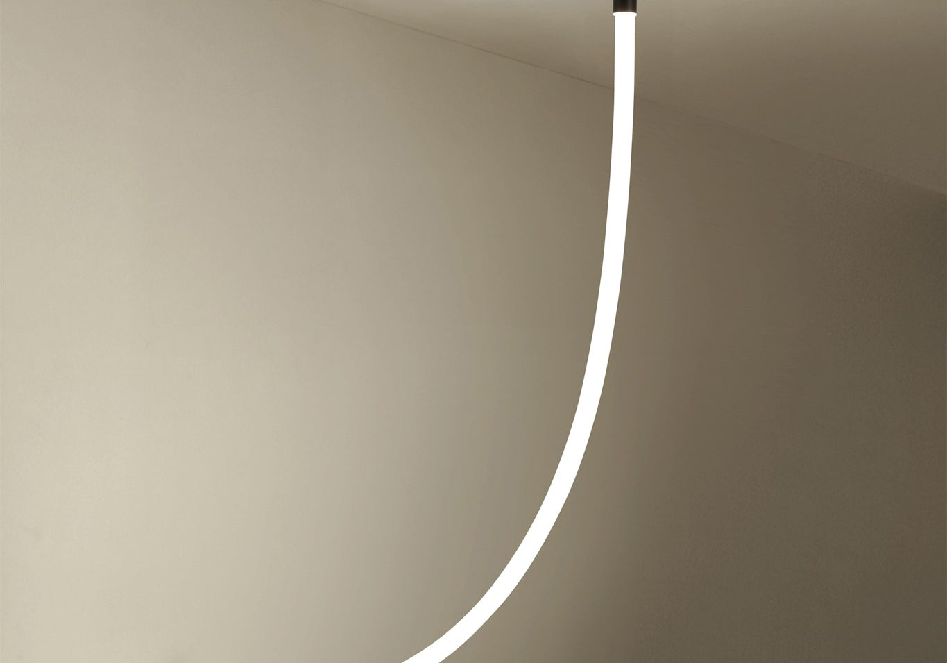 LAMPA WISZĄCA ARCO A-4002X CZARNY od ESTILUZ