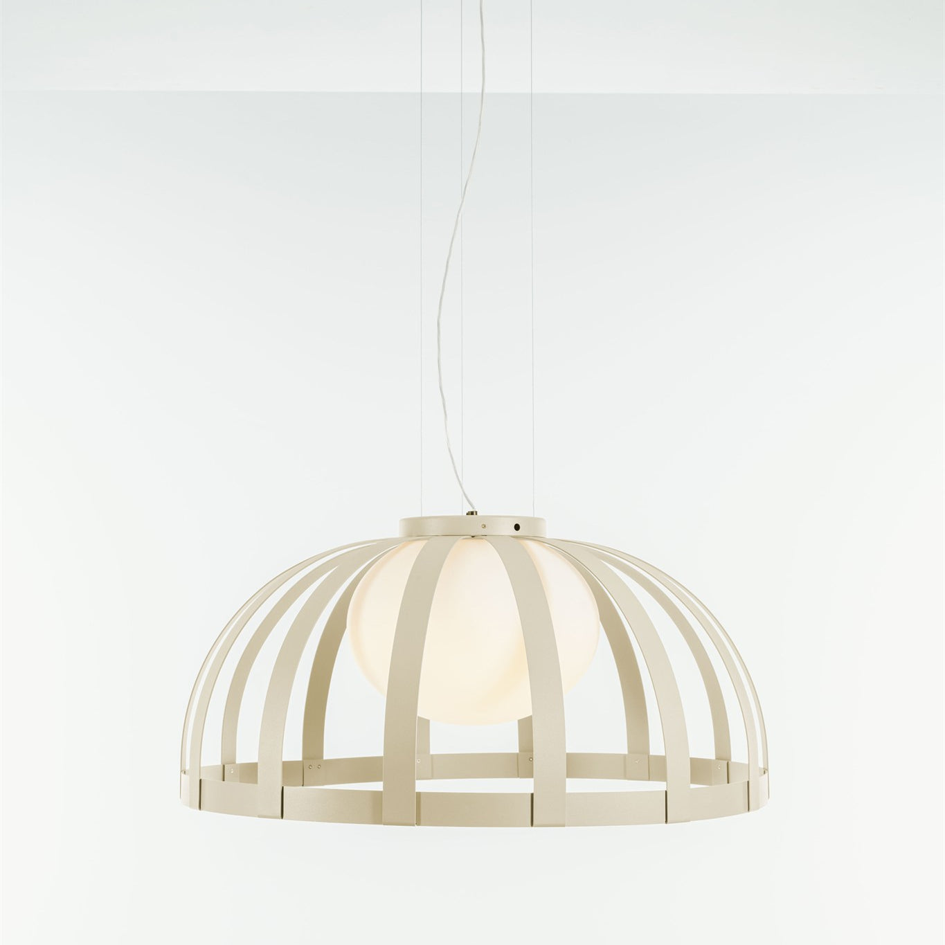 LAMPA WISZĄCA BOLS BEŻOWY od ESTILUZ