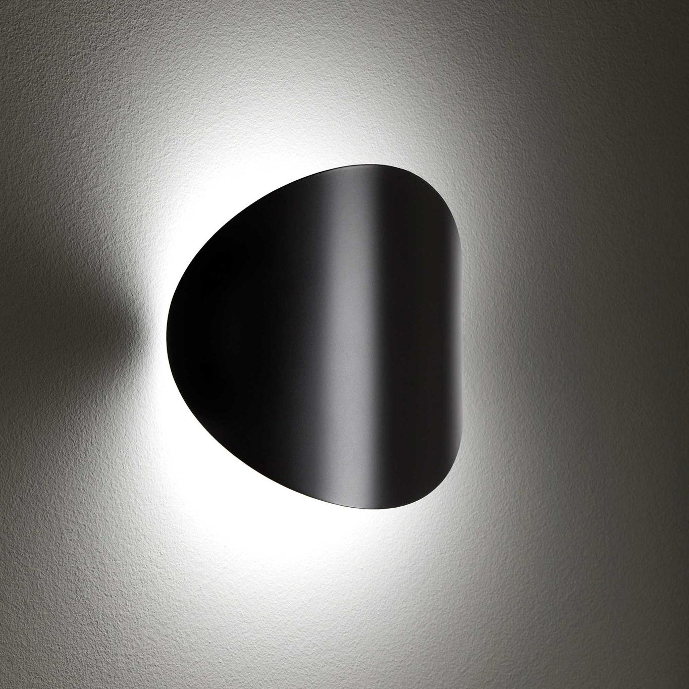 LAMPA KINKIET LUNE CZARNY OD ESTILUZ A-3370