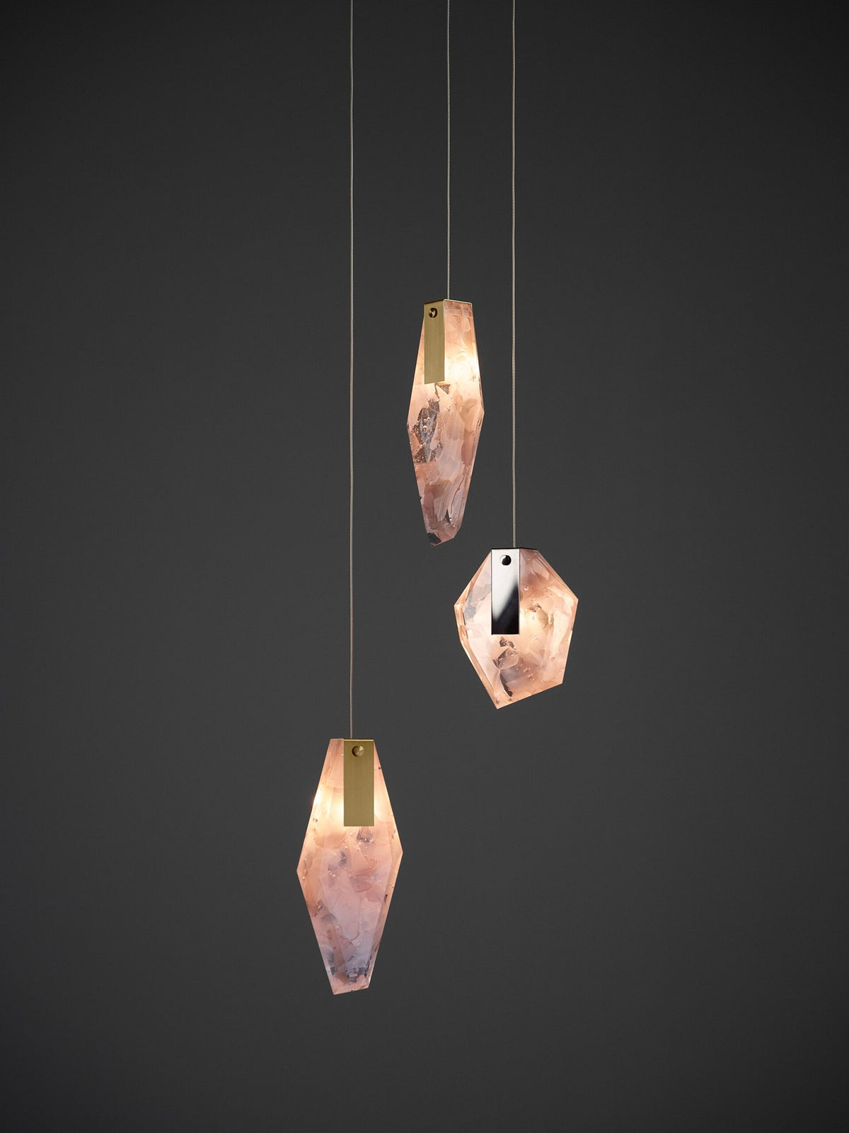 LAMPA WISZĄCA FRAGMENTS SHORT BIAŁY od BOMMA
