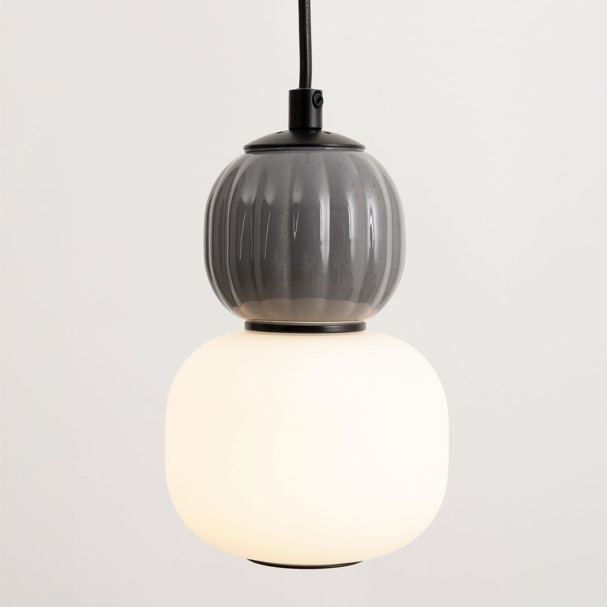 LAMPA  MODERN CZARNY OD MAXLIGHT P0626