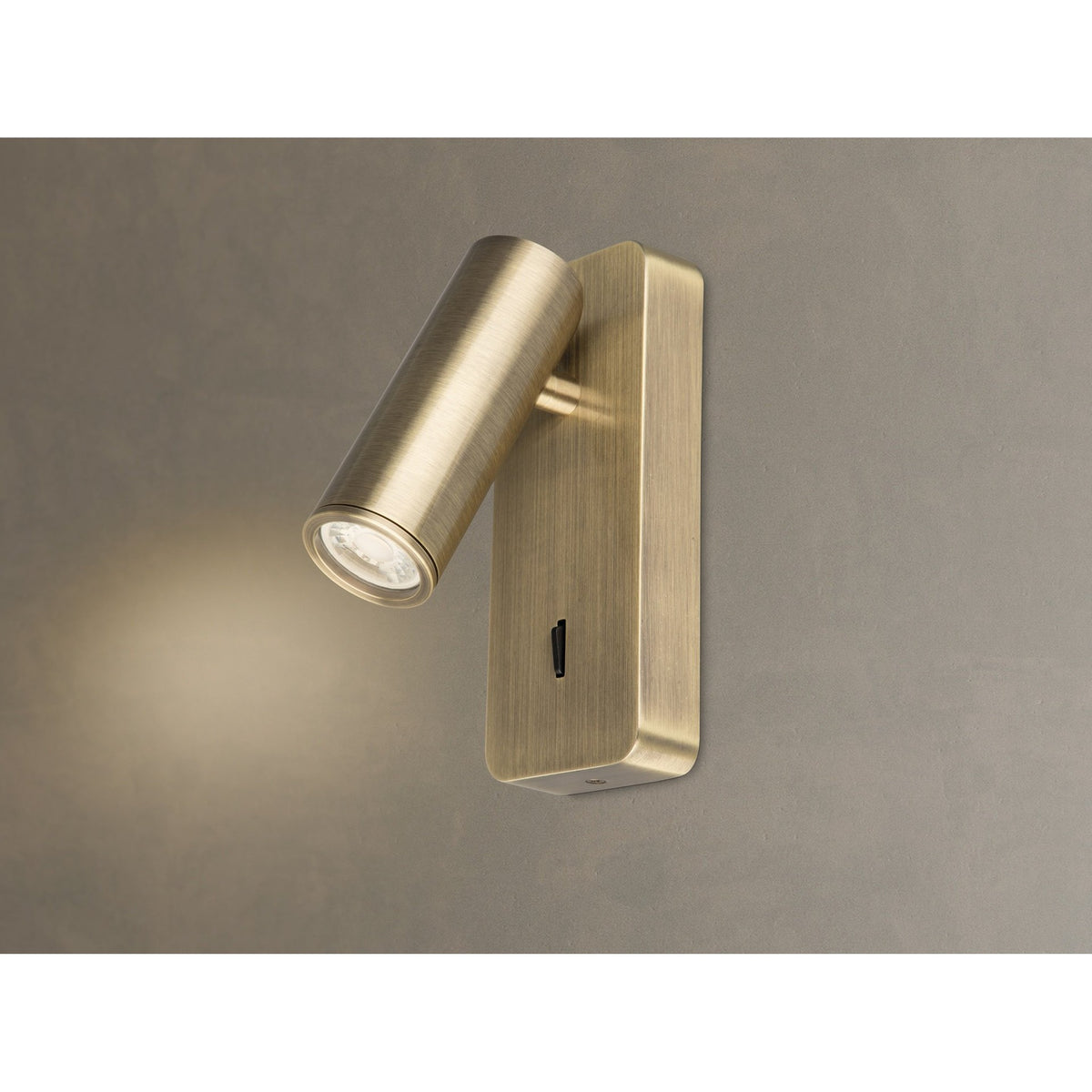 LAMPA ŚCIENNA NOTTE OD MANTRA 8876