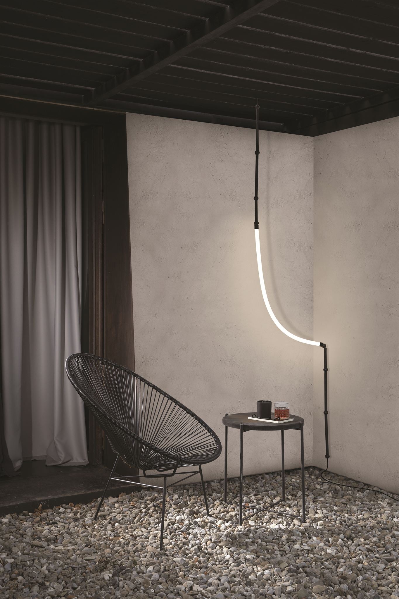 LAMPA WISZĄCA LEDA CZARNY OD KARMAN SE293 BN EXT
