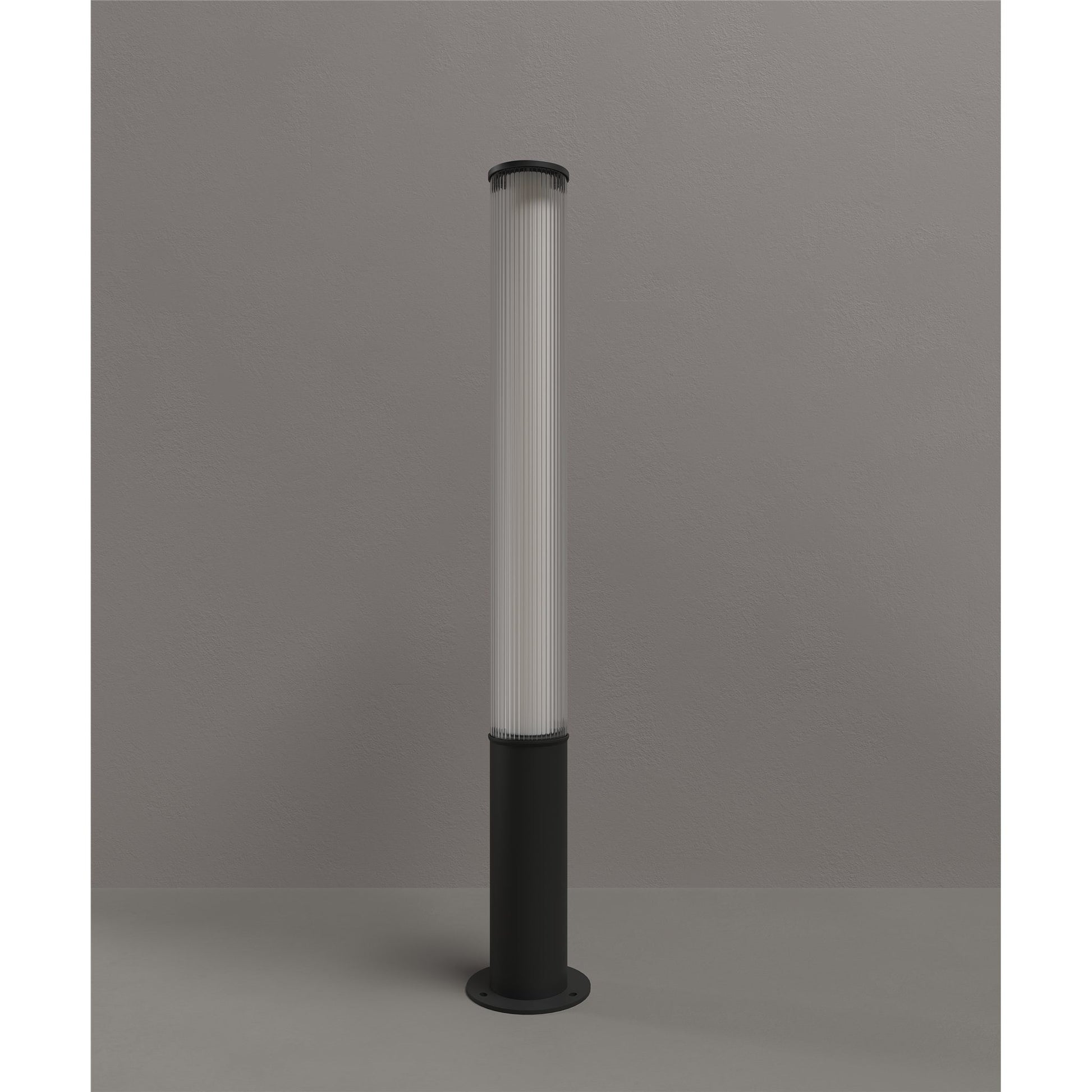 LAMPA PODŁOGOWA GARDENIA CZARNY OD MAXLIGHT F0064
