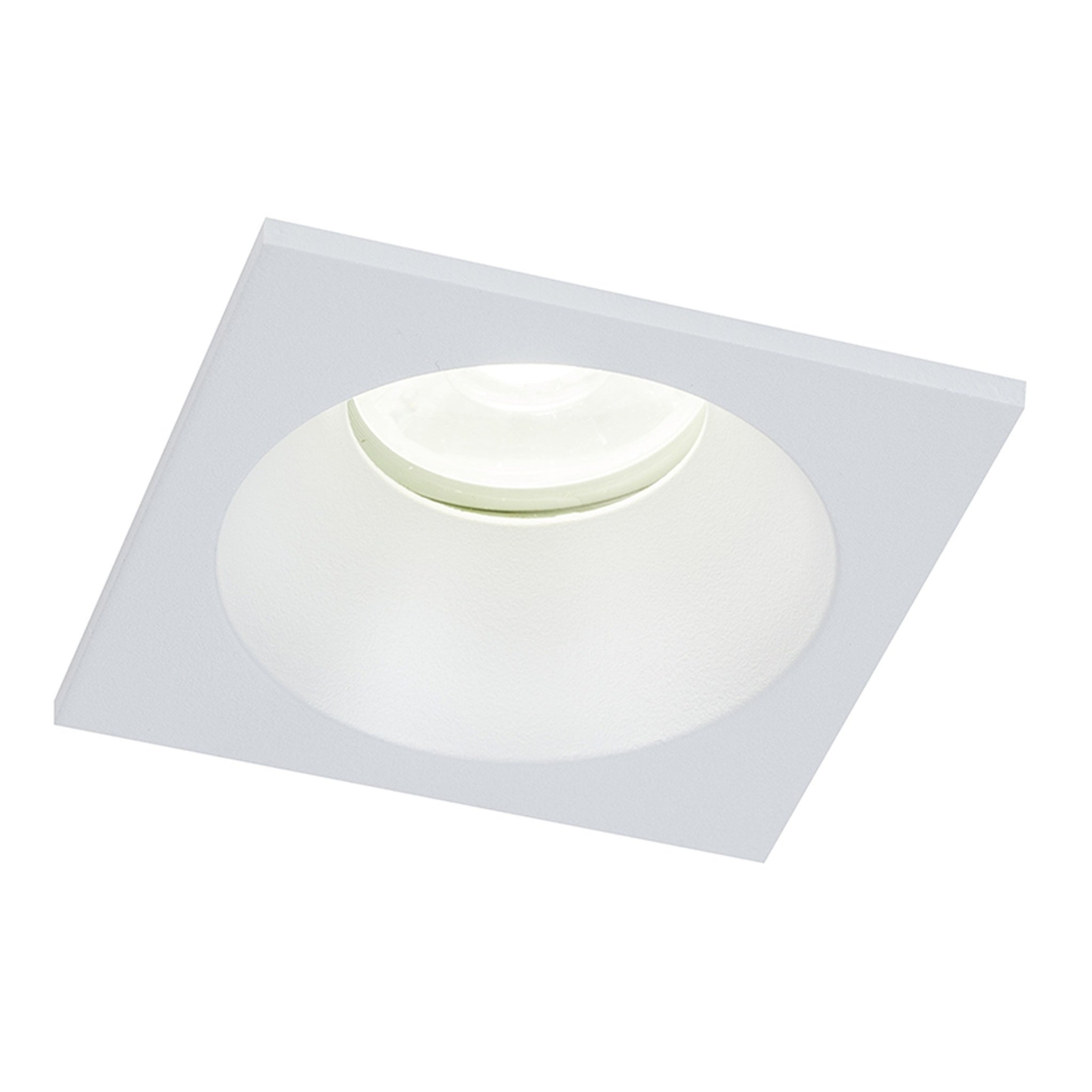 LAMPA WPUSZCZANA COMFORT IP OD MANTRA 6812