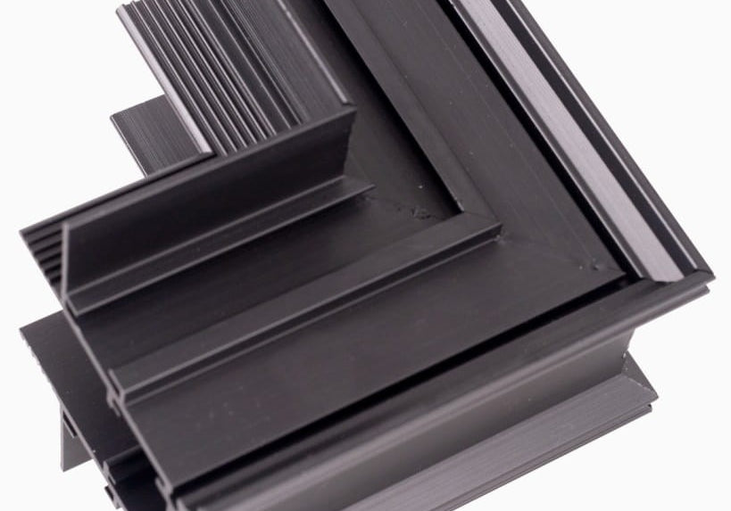 AKCESORIUM SYSTEMY SZYNOWE MAGNETYCZNE MAGNETIC MEC CZARNY OD MAXLIGHT MT0010